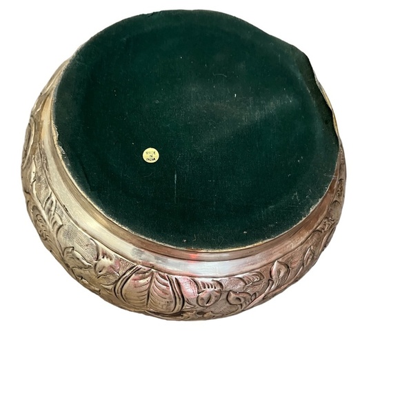 Handcrafted 12" Flower Design Ethnic Silver Bowl Brass Vase Decor, - Picture 6 of 6